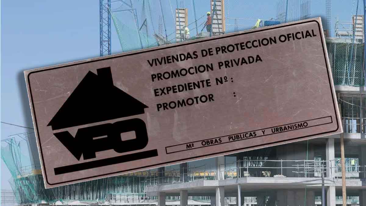 Cartel de Viviendas de Protección Oficial en obra nueva en Andalucía