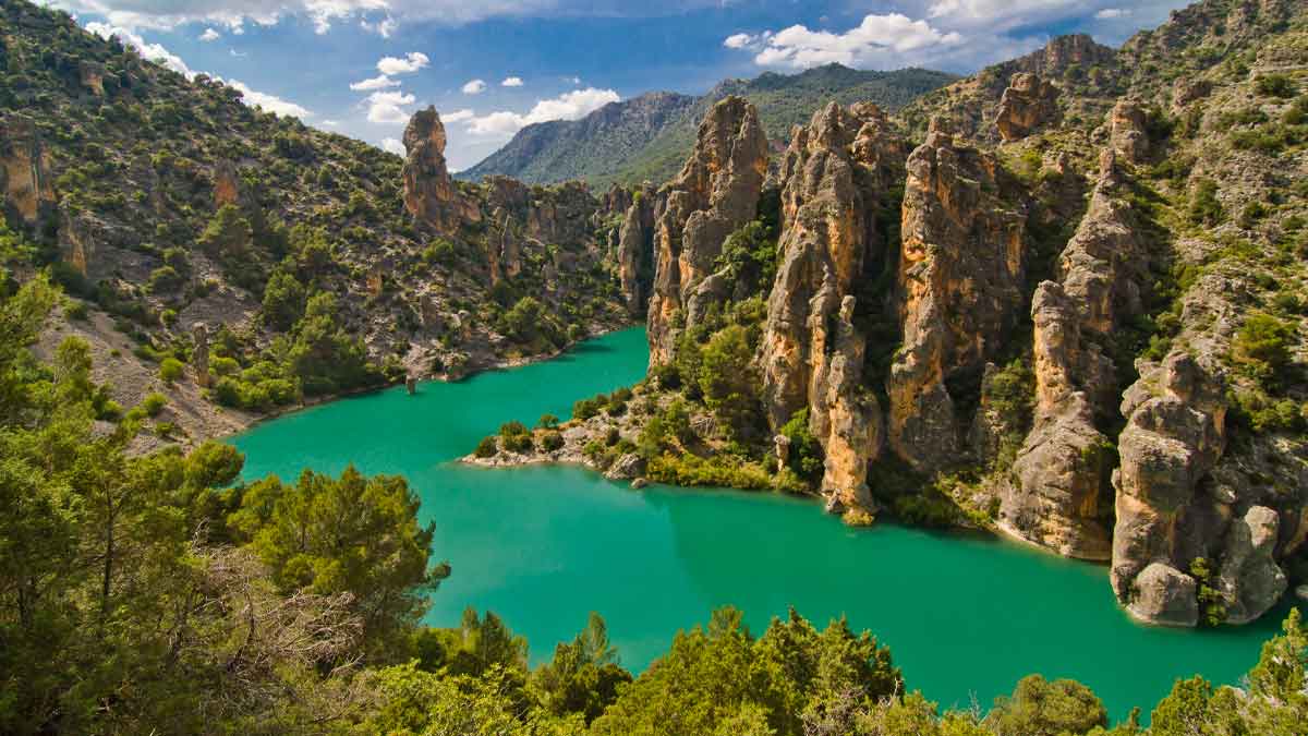 Paisaje del Pantano del Quiebrajano en Jaén
