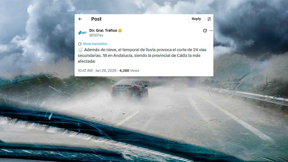 Conducción bajo fuerte lluvia durante un temporal tras el aviso de la DGT para evitar desplazamientos por carretera