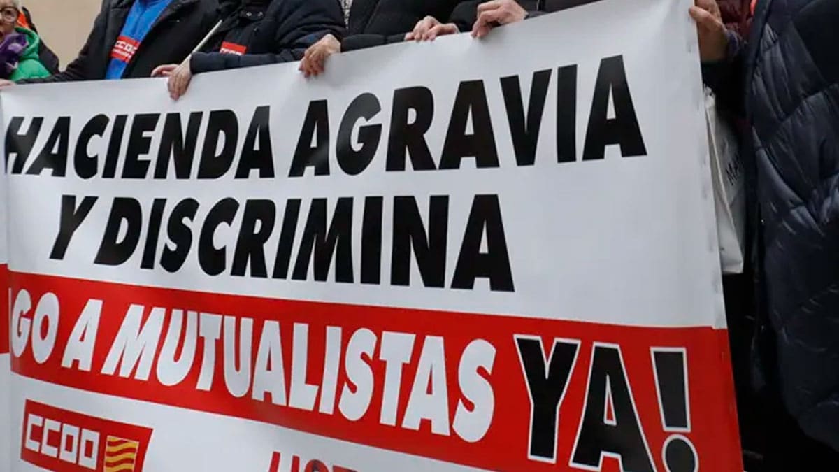 Debe describir lo que se ve en la imagen, de forma natural y sin sobrecargar de palabras clave.