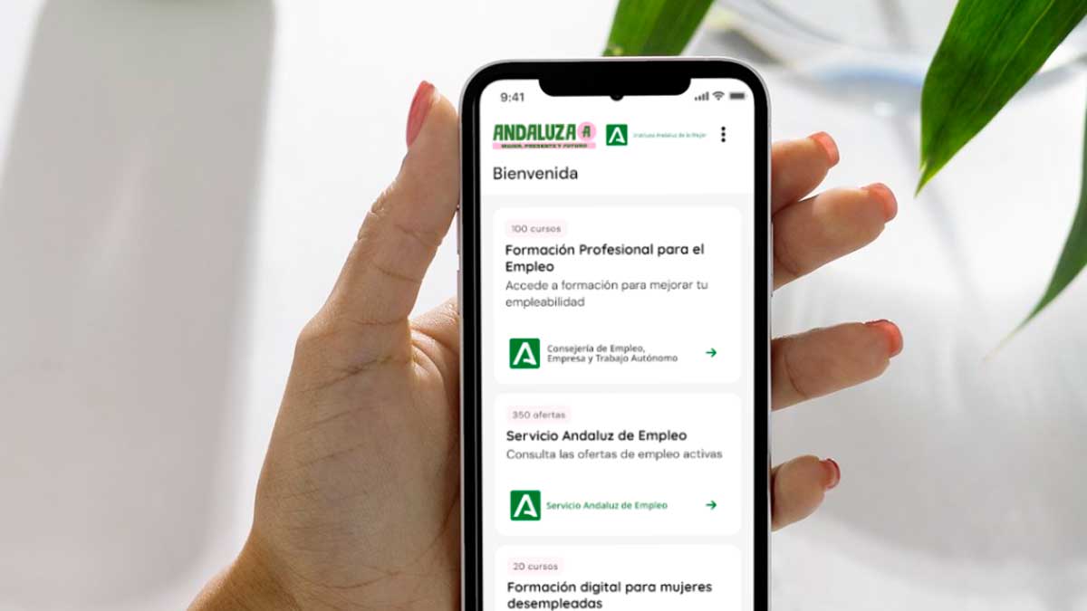 App andaluza empleo y formación para mujeres de Andalucía en un móvil