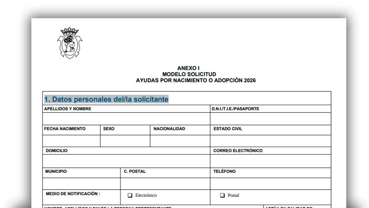Formulario oficial de solicitud de ayudas por nacimiento o adopción 2026 del Ayuntamiento de Pozoblanco con datos personales