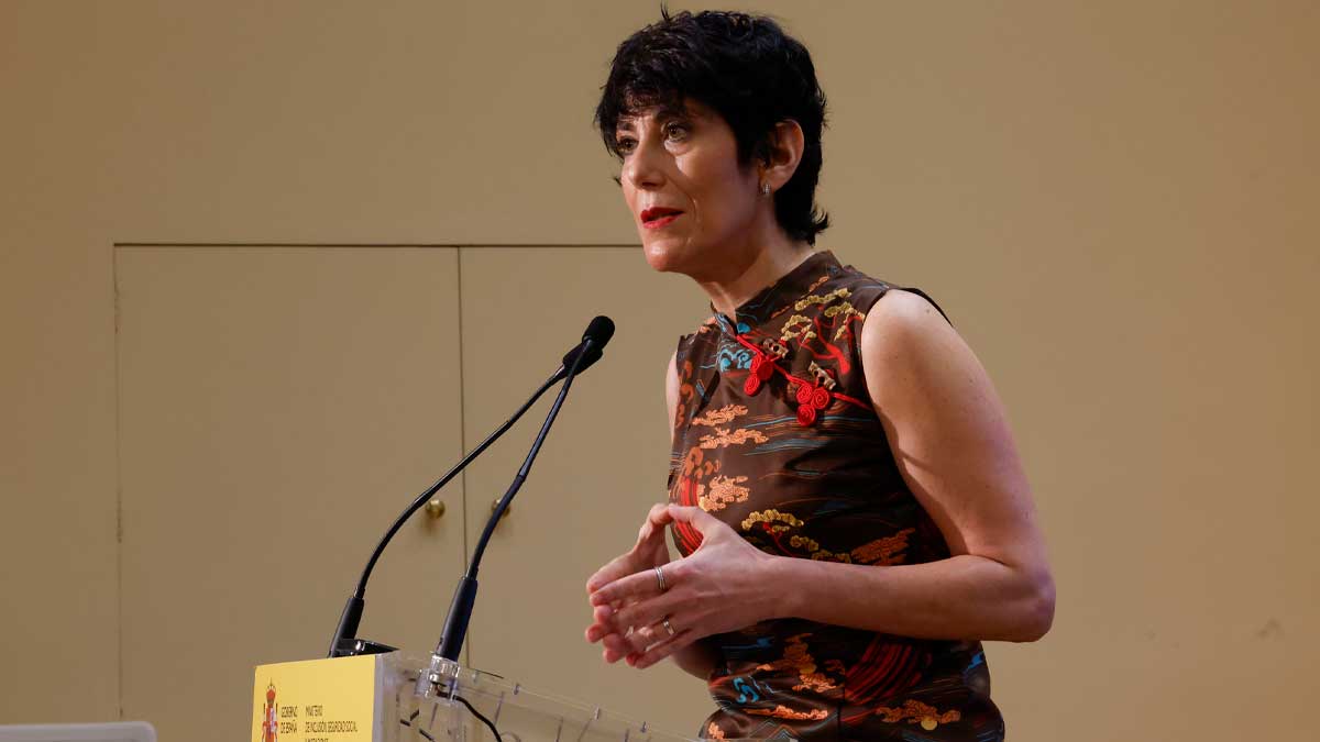 La ministra Elma Saiz en acto público sobre pensiones y jubilación anticipada en España