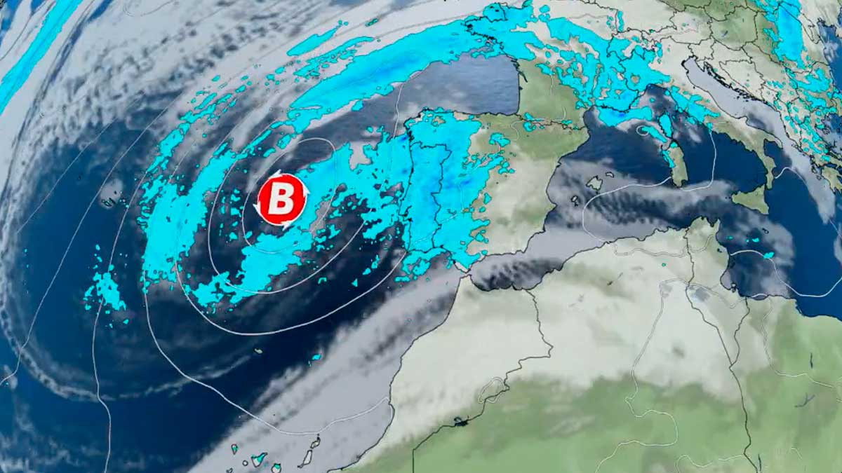 Mapa meteorológico de AEMET con borrasca atlántica acercándose a Andalucía y avisos amarillos por tormentas, viento y granizo