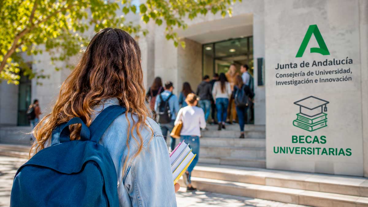 Estudiantes accediendo a universidad en Andalucía para solicitar becas universitarias 2026