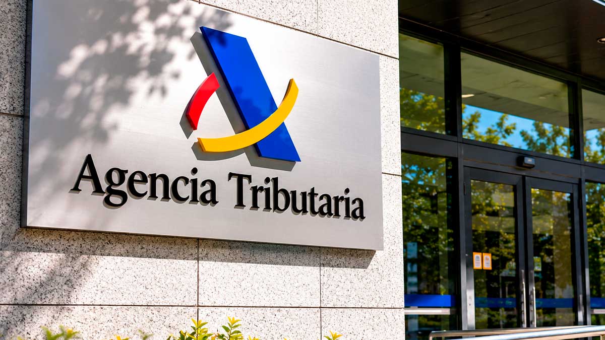 Agencia Tributaria en una imagen de archivo sobre la declaración de ayudas y subvenciones en la Renta 2025