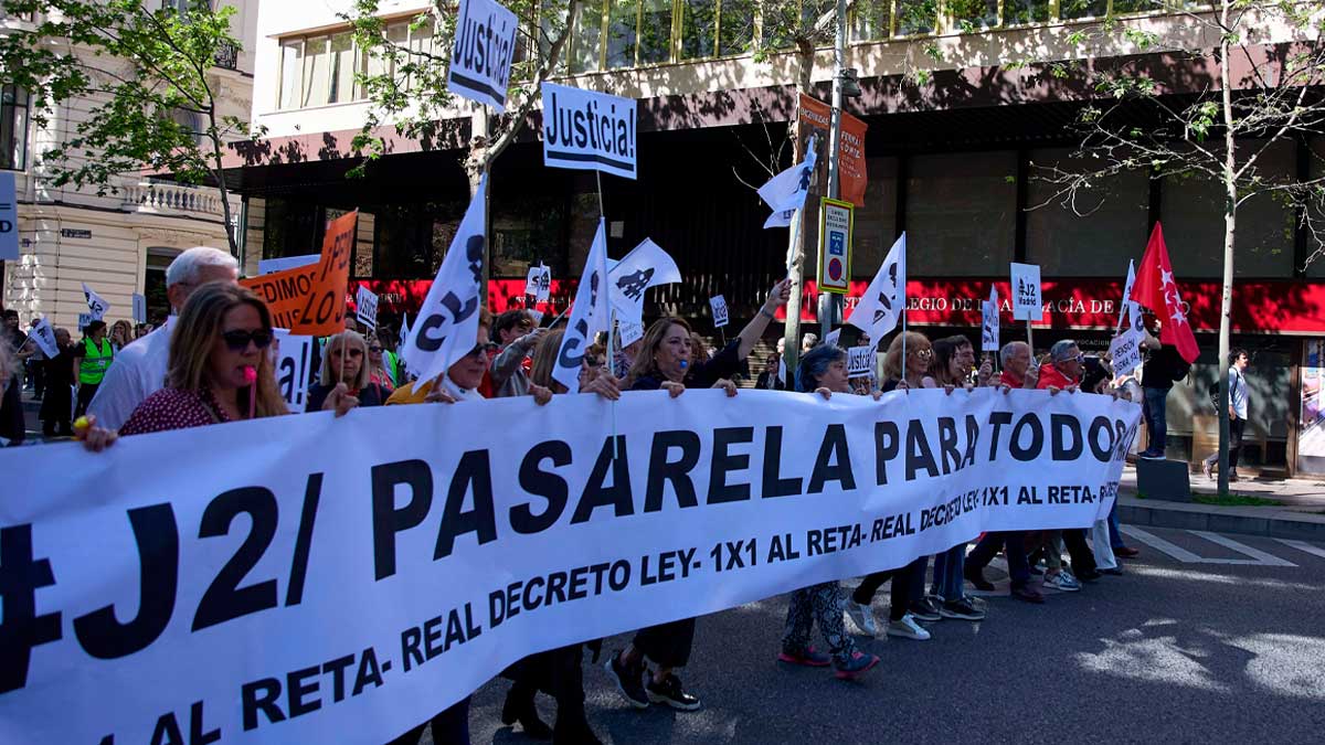 Abogado asesora a un mutualista sobre el traspaso de fondos a la Seguridad Social y la nueva normativa fiscal