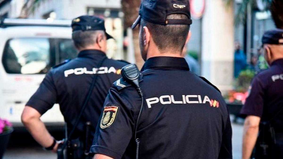 Policía Nacional investiga empadronamiento de extranjeros en operación con 15 detenidos