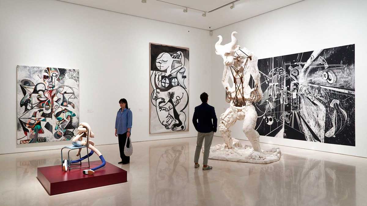 Exposición de arte moderno en el Museo Picasso de Málaga durante la Feria