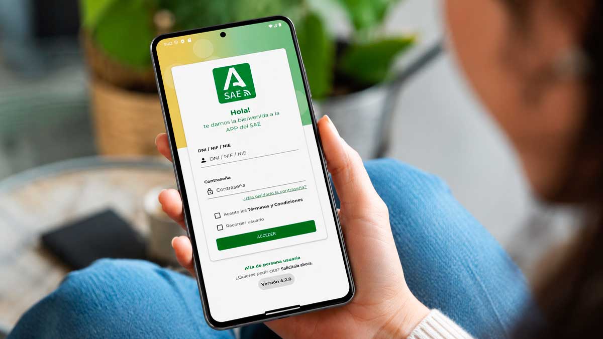 Aplicación del SAE del Servicio Andaluz de Empleo en un teléfono móvil