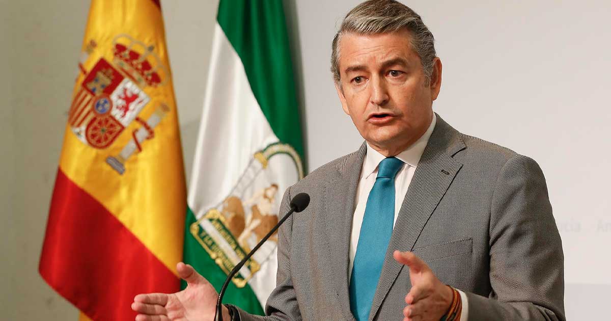Antonio Sanz durante el anuncio de la asignatura de Salud y Emergencias en Andalucía