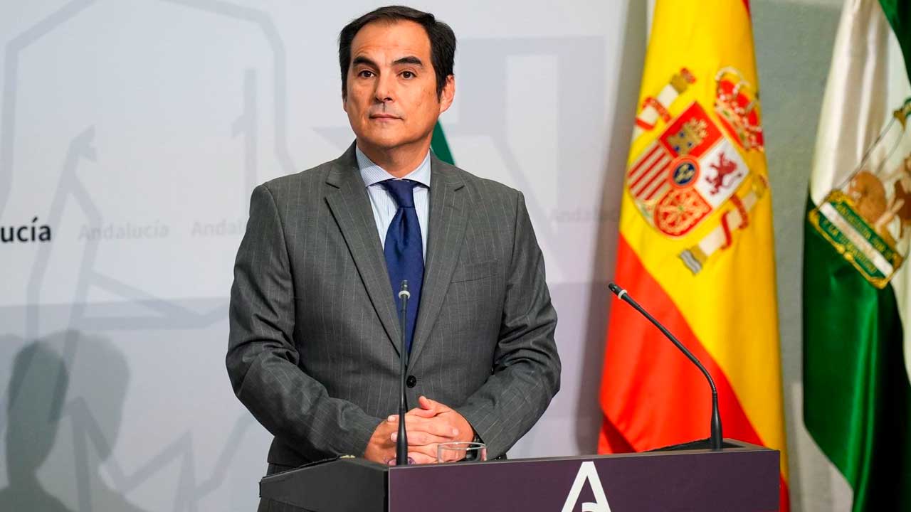 José Antonio Nieto, consejero de Industria, Energía y Minas de la Junta de Andalucía, durante una comparecencia institucional.