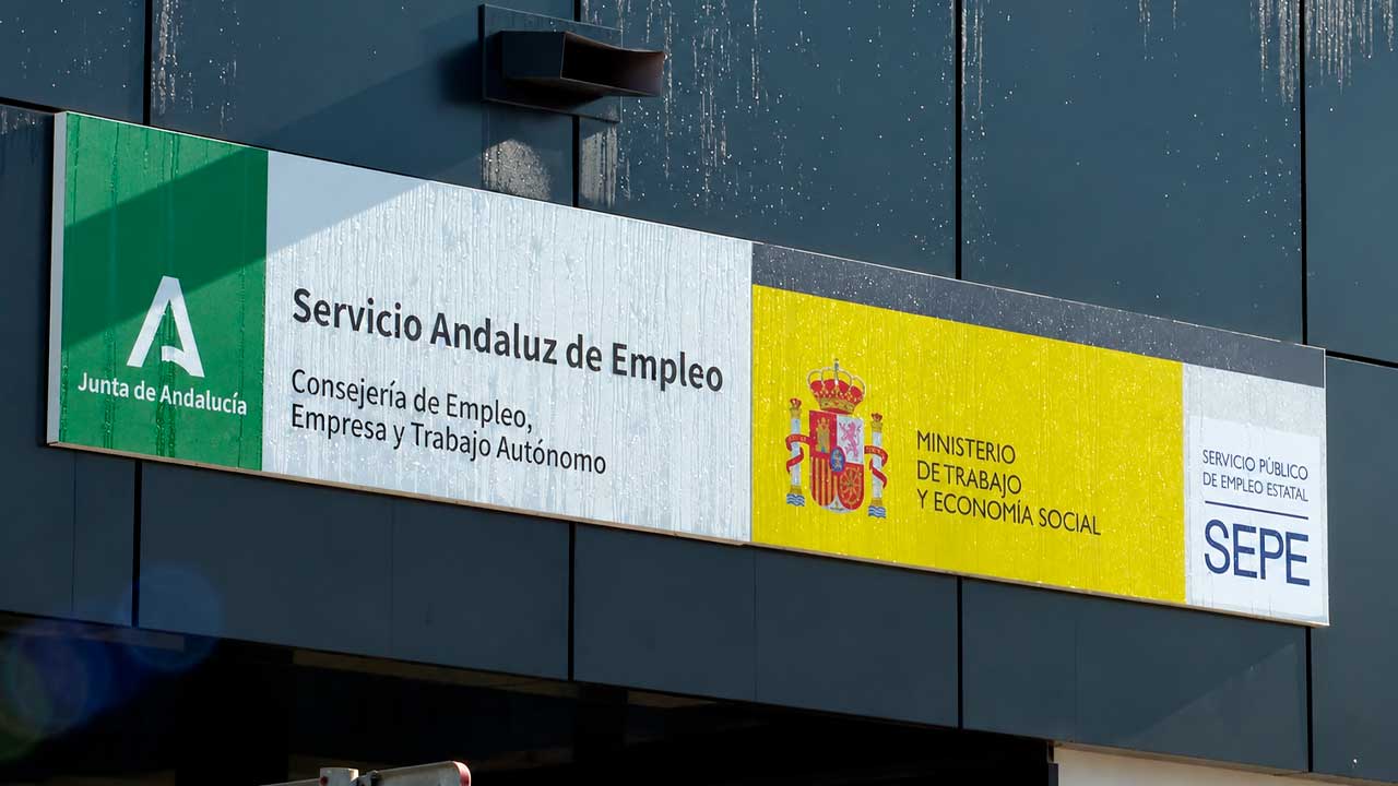 Oficina del SEPE en Andalucía, organismo que gestiona las prestaciones por desempleo