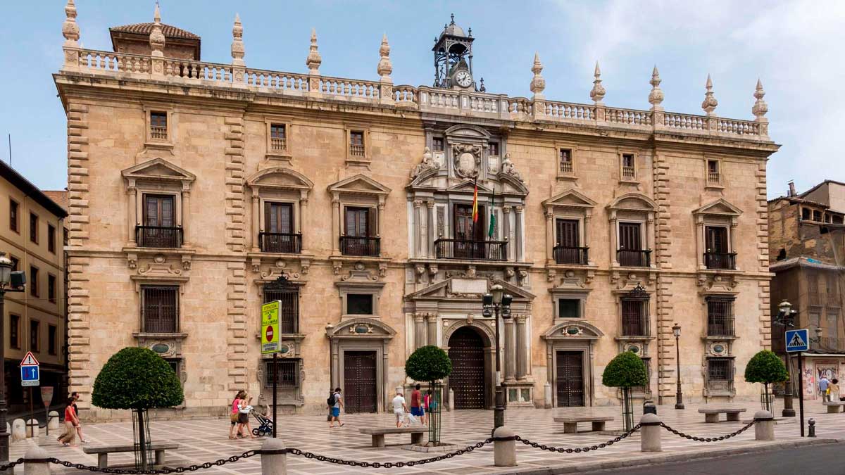 Foto de la sede en Granada del TSJA.
