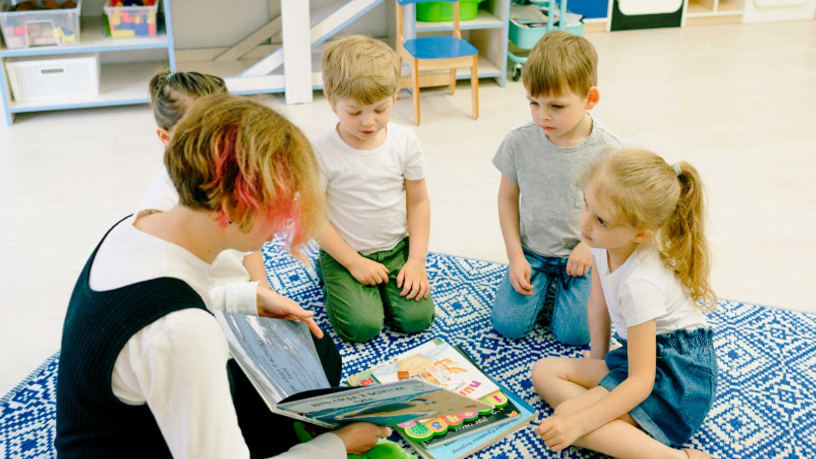 Finlandia ofrece 40 empleos para educadores infantiles con sueldos desde 3.298 euros
