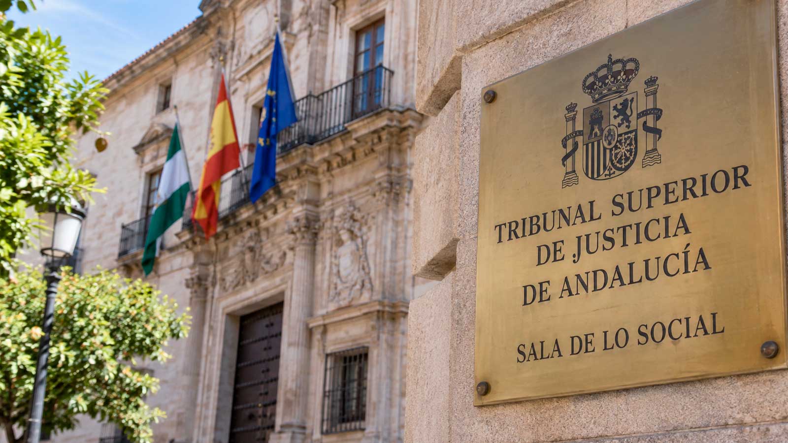 Tribunal Superior de Justicia de Andalucía en Granada, que resolvió el caso de teletrabajo de una trabajadora con cáncer